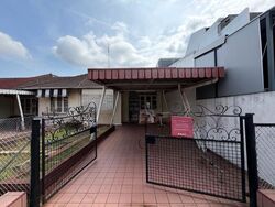 Frankel Estate (D15), Terrace #627535581